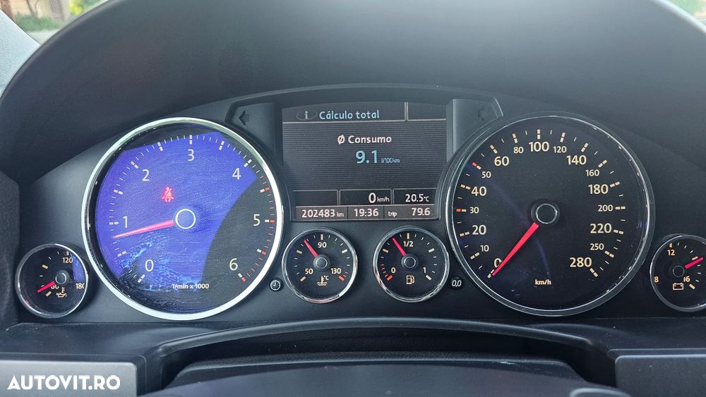Volkswagen Touareg 3.0 V6 TDI DPF Mountain - 13