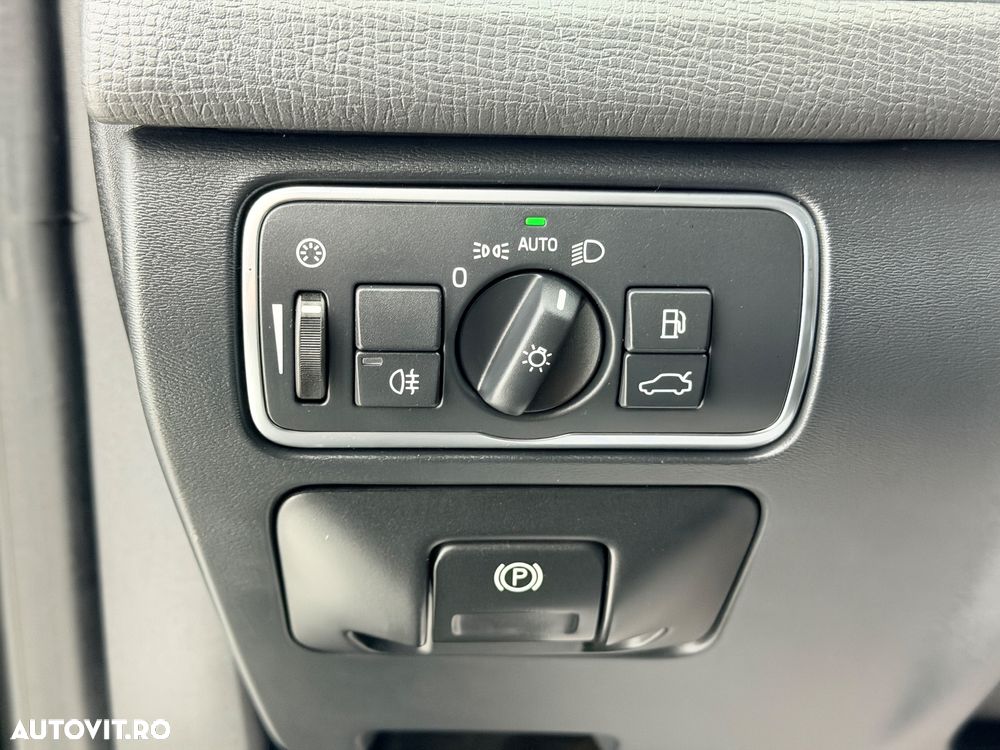 Volvo XC 60 D3 Ocean Race - 12