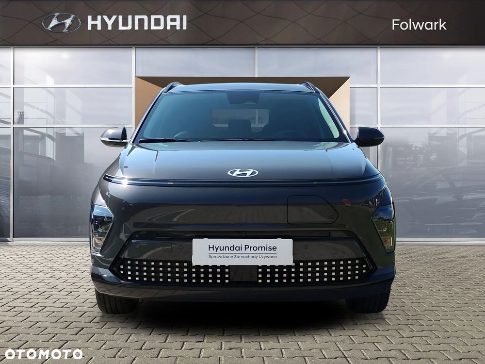 Hyundai Kona 65kWh Executive - 8