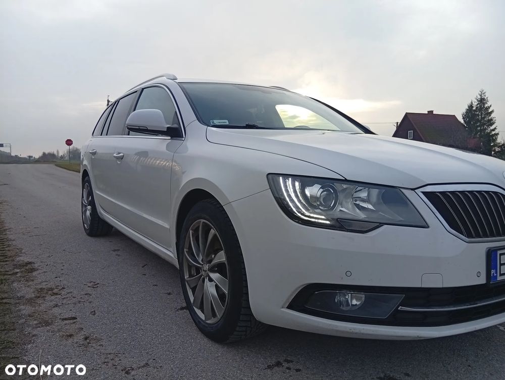 Skoda Superb 2.0 TDI Active - 4
