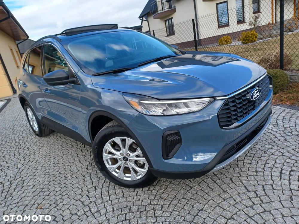 Ford Kuga - 30