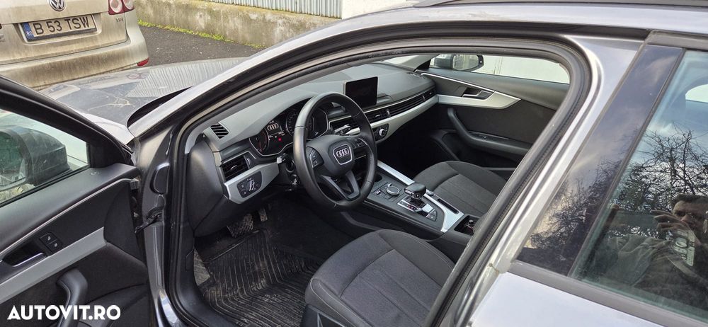 Audi A4 2.0 TDI S tronic - 8