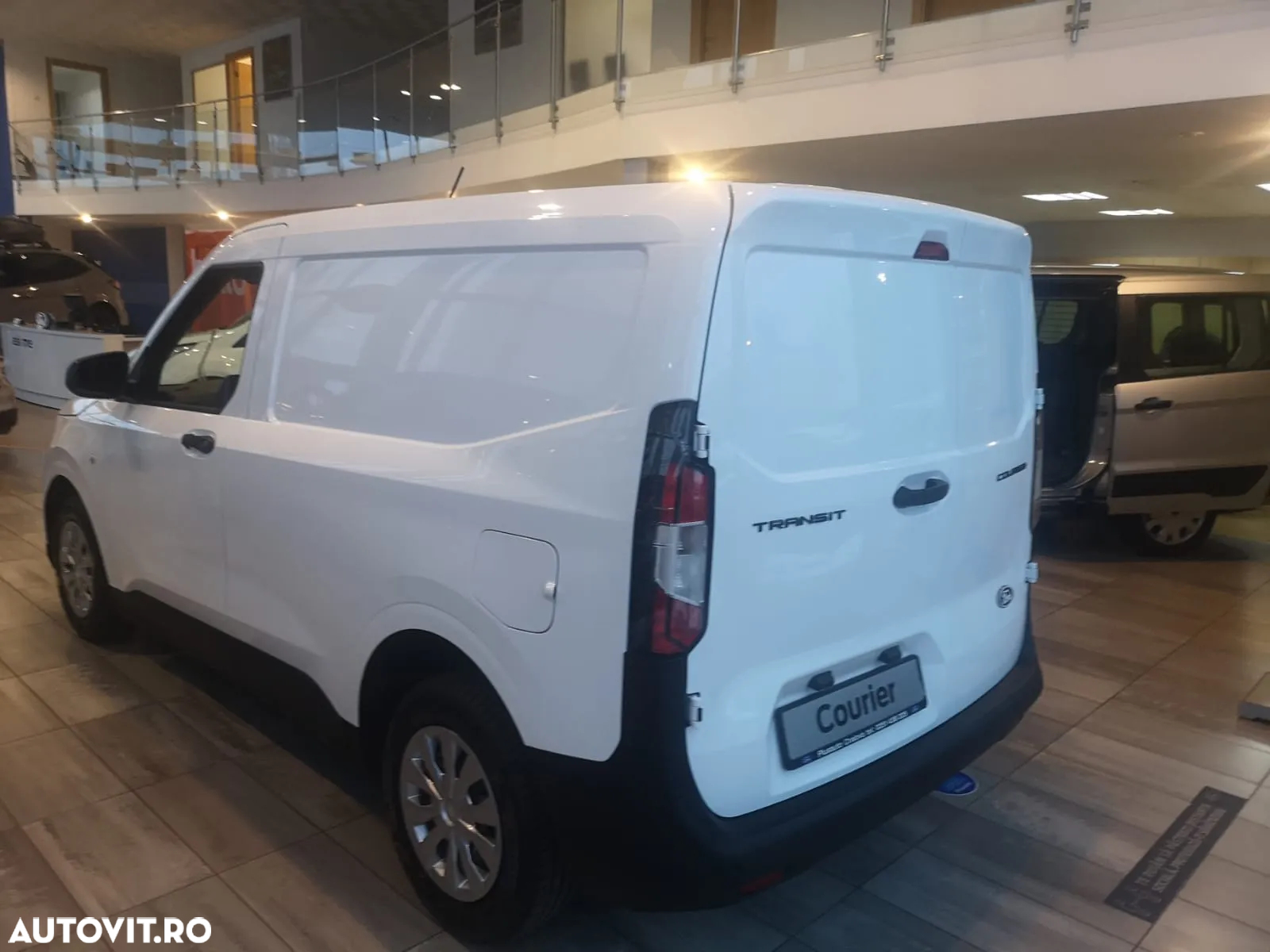 Ford Transit - 2