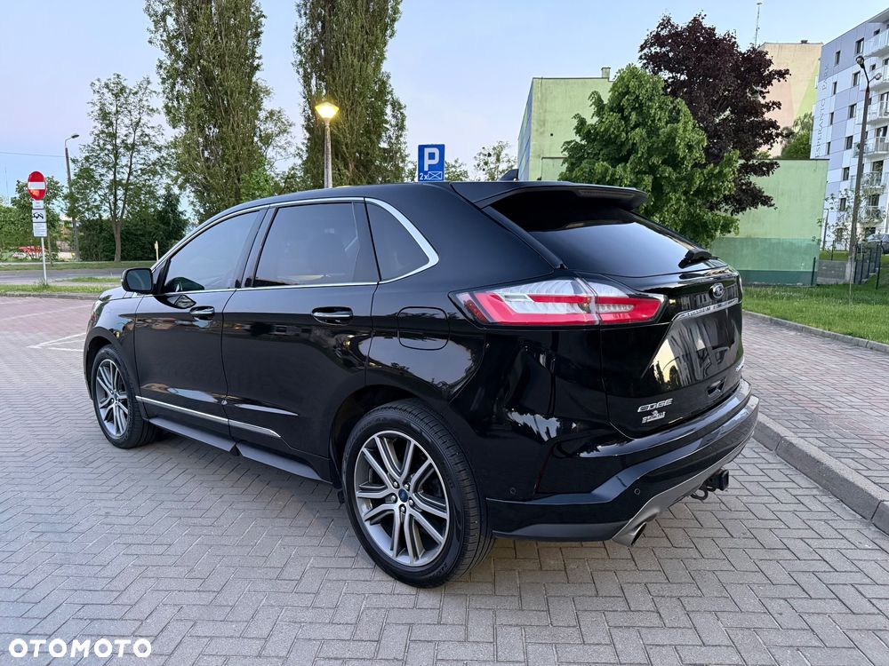 Ford Edge - 2