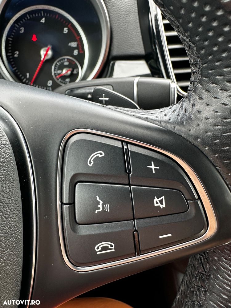 Mercedes-Benz GLE 250 d 4Matic 9G-TRONIC AMG Line - 15