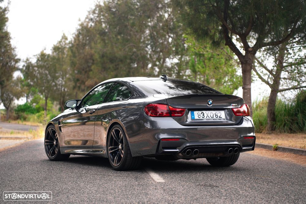 BMW M4 Auto - 3