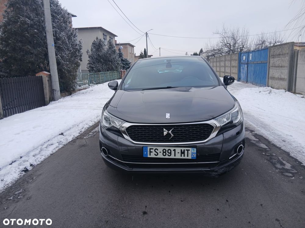 DS Automobiles DS 4 - 12