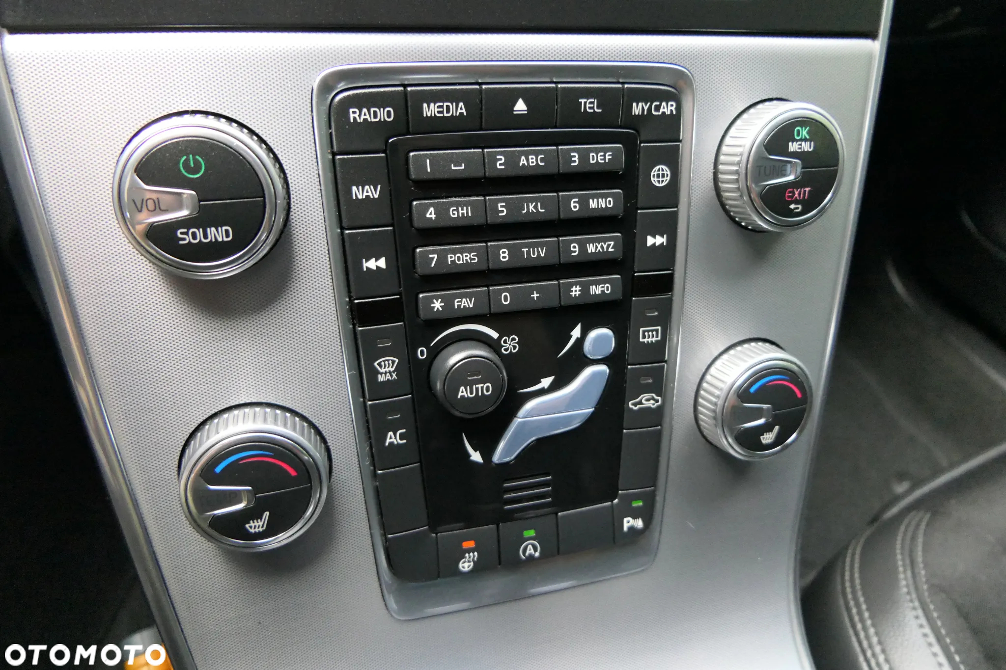 Volvo S60 D3 Drive-E Momentum - 29
