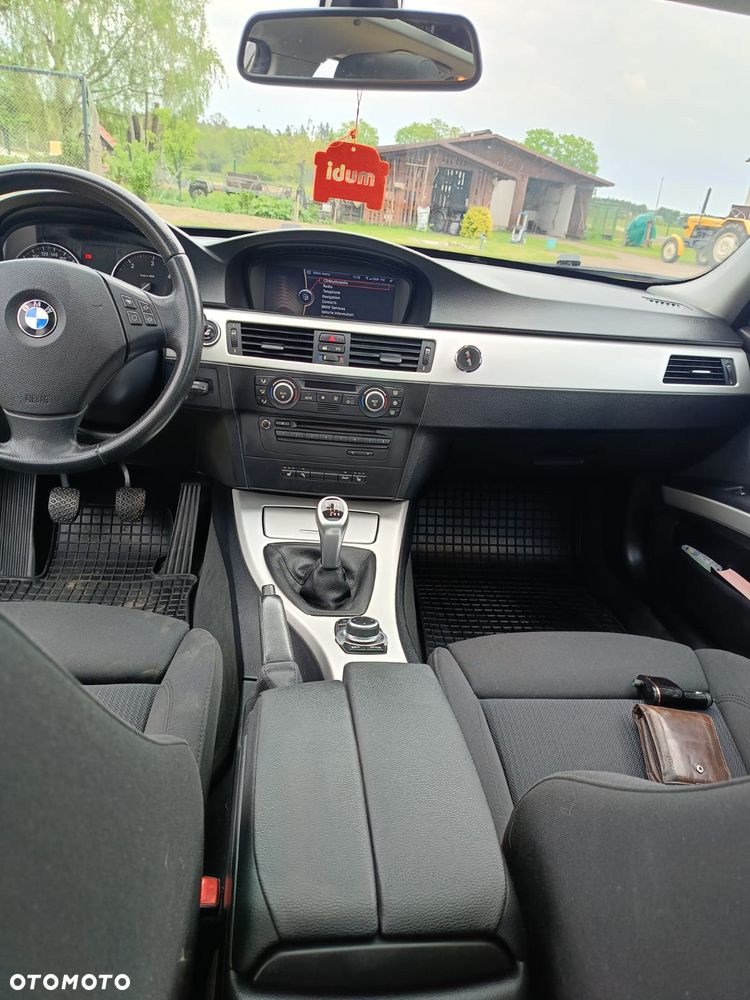 BMW Seria 3 318d DPF Edition Exclusive - 10