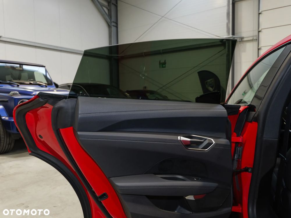 Audi e-tron GT - 36