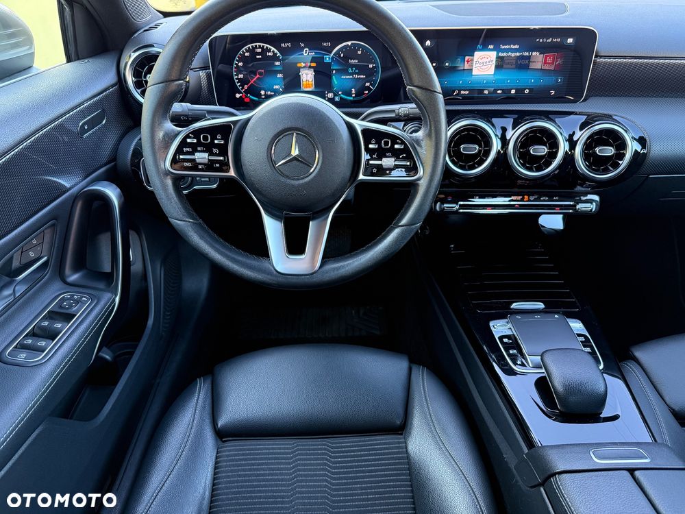 Mercedes-Benz Klasa A 180 7G-DCT - 6