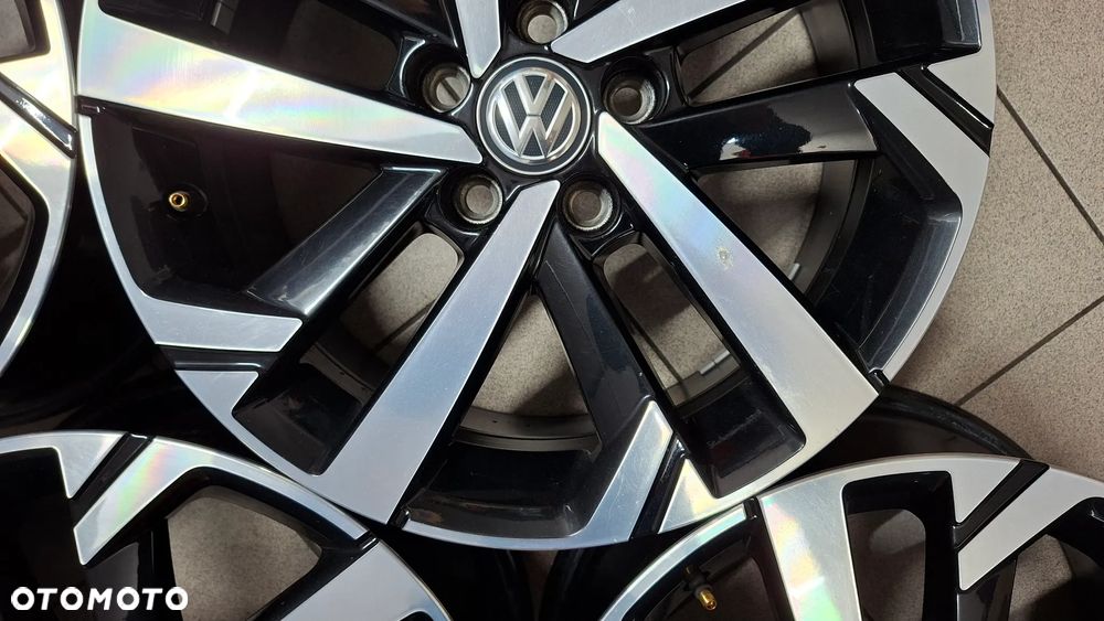Felgi Aluminiowe 16 VW Polo VI 5x100 ET 47 Torsby - 9