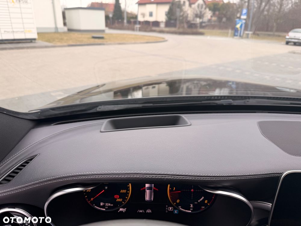 Mercedes-Benz Klasa C 300 d 4MATIC 9G-TRONIC - 20