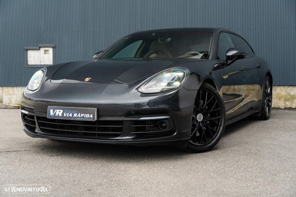 Porsche Panamera Sport Turismo 4 E-Hybrid Platinum Edition PDLS - 2