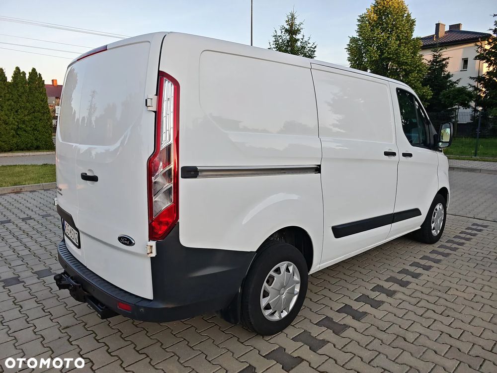 Ford TRANSIT CUSTOM - 10