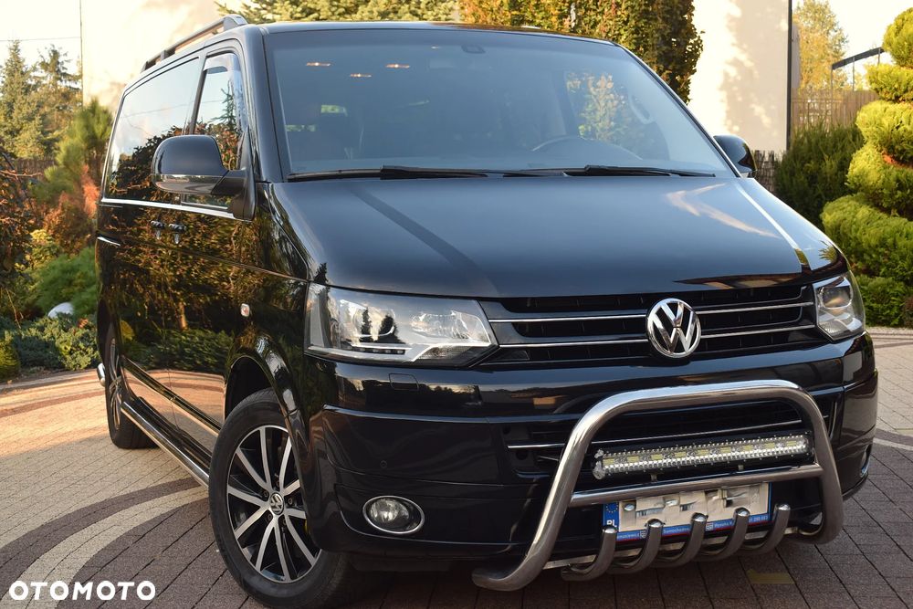Volkswagen Multivan - 24