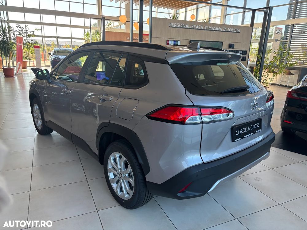 Toyota Corolla Cross 2026 photo 3