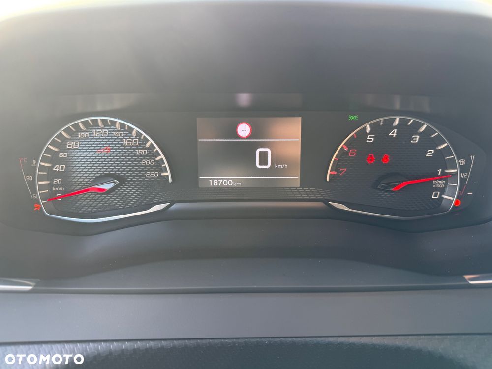 Peugeot 2008 PureTech 100 Style - 11