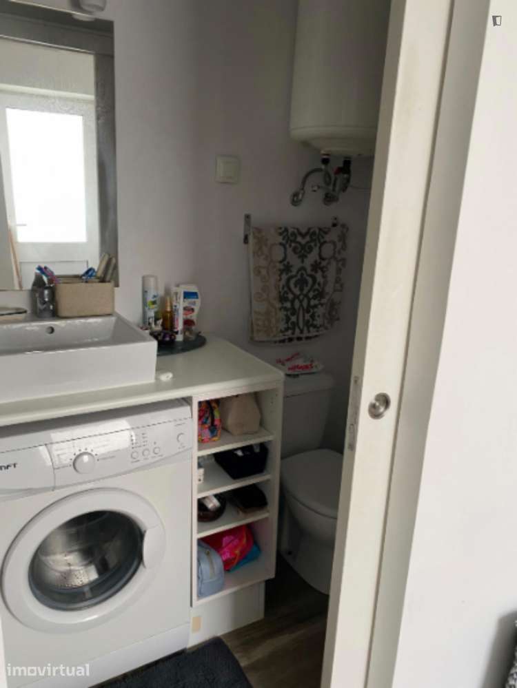 Estúdio - localizado em Alcântara Lisbon - Grande imagem: 2/8