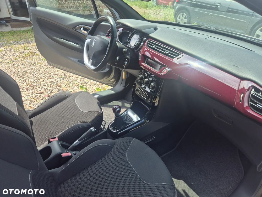 Citroën DS3 1.6 VTi SoChic - 16