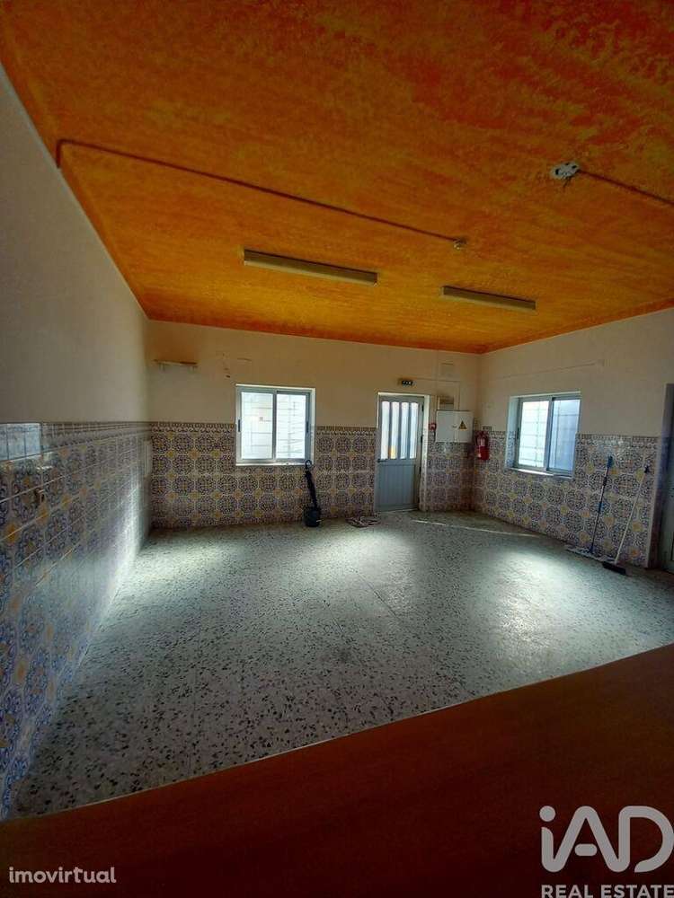 Loja / Estabelecimento Comercial em Montijo e Afonsoeiro de 58,00 m2 - Grande imagem: 3/9