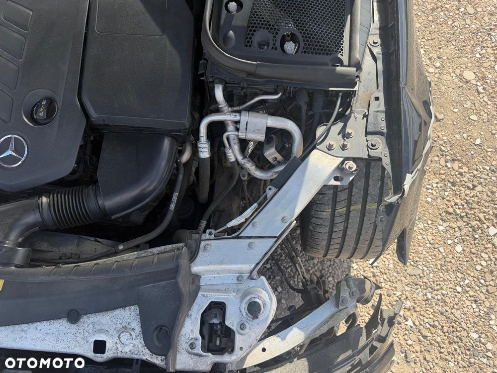 Mercedes-Benz Klasa E 220 d 9G-TRONIC AMG Line - 24