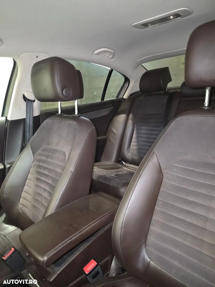 Volkswagen Passat 2.0 TDI DSG BlueMotion Technology Exclusive - 7