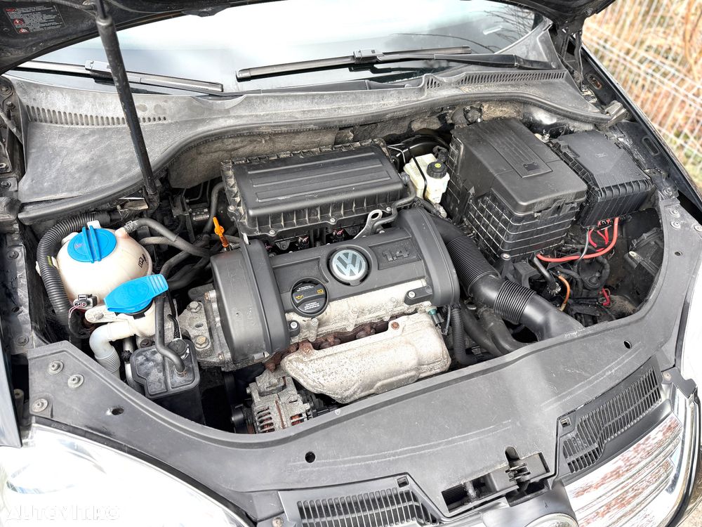 Volkswagen Golf - 13