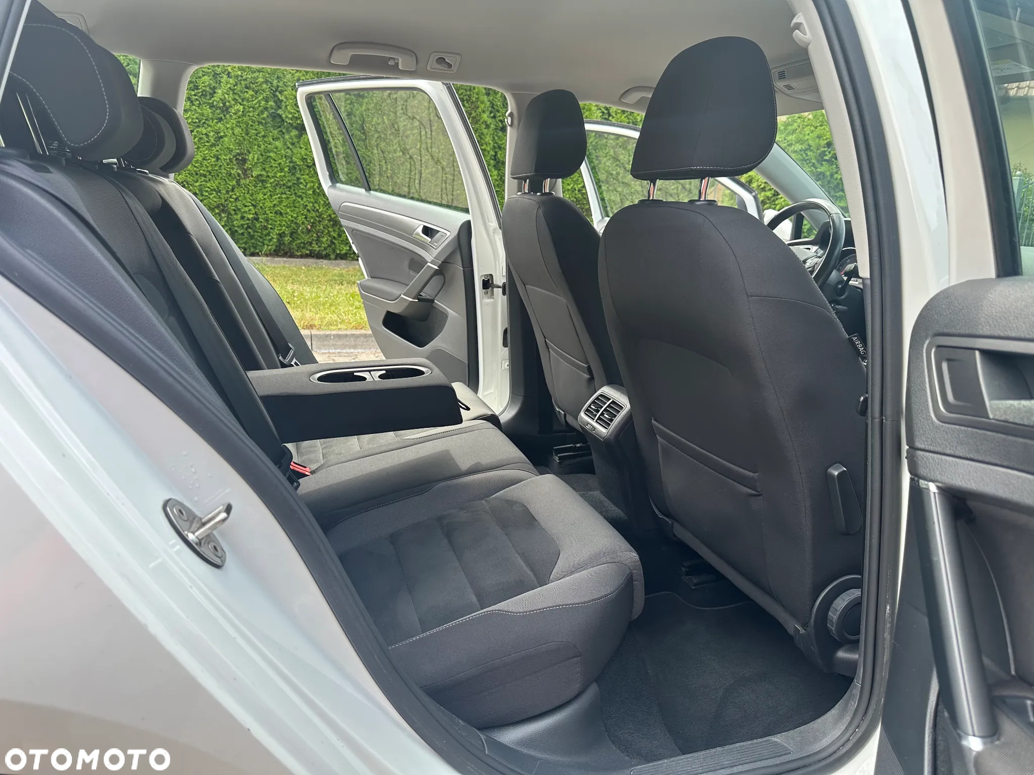 Volkswagen Golf VII 1.6 TDI BMT Highline - 13