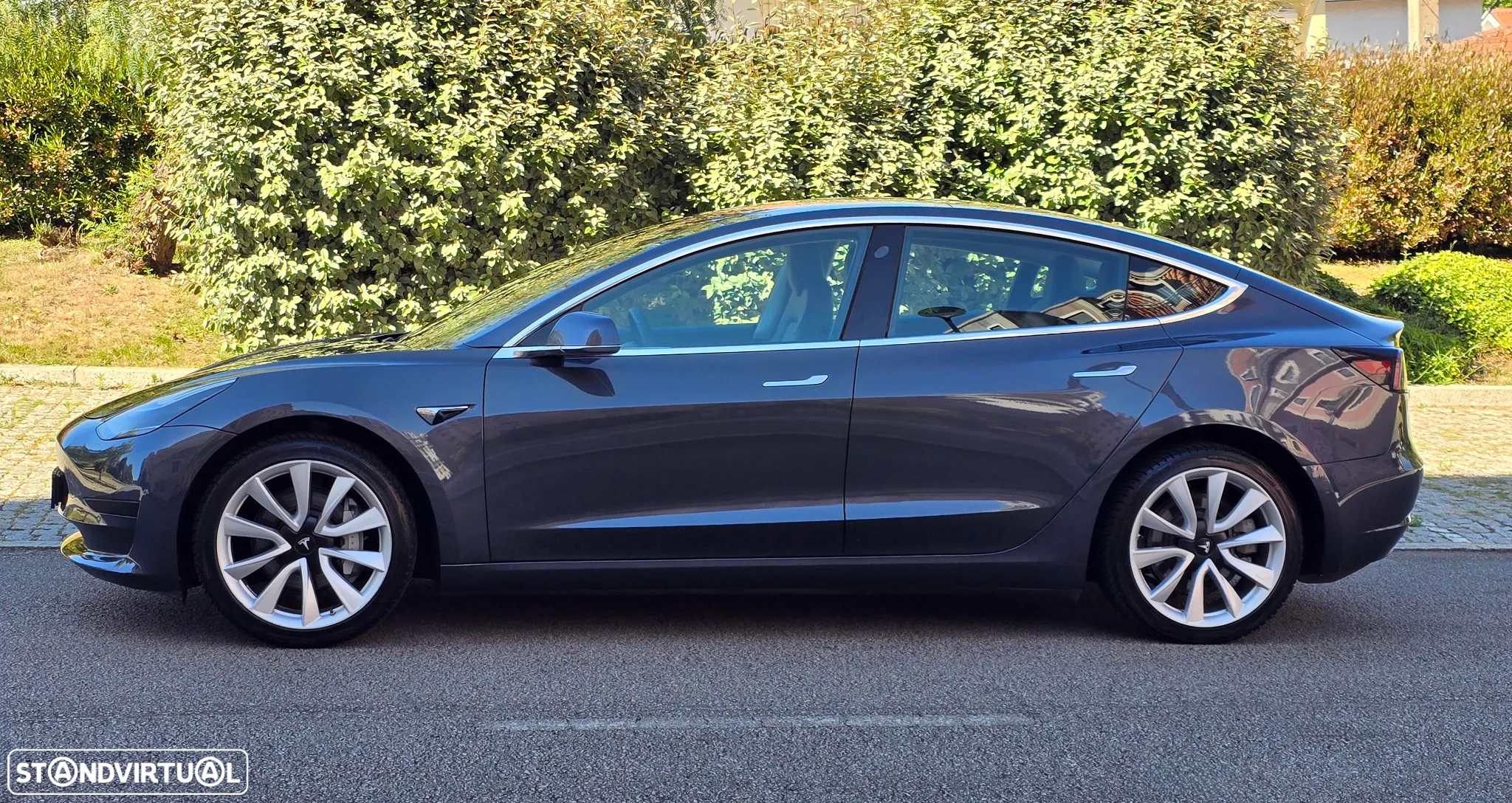 Tesla Model 3 Standard Range Plus RWD - 2