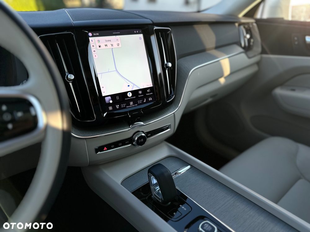 Volvo XC 60 B5 B AWD Plus Bright - 13