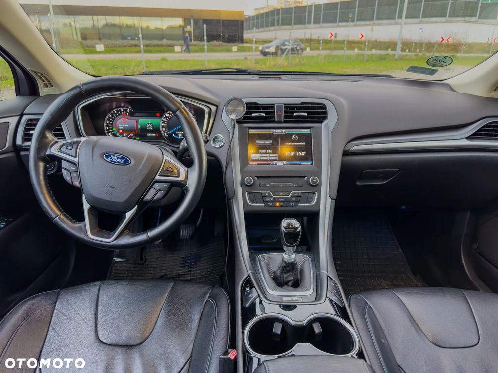 Ford Mondeo 2.0 TDCi Titanium - 10