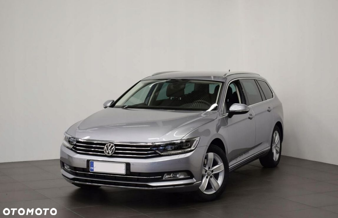 4x Felgi 17 m.in. do VW Caddy Golf V VI VII Viii T-Roc Touran Passat B7 B8 B9 Tiguan - 3G0071497B8Z8 - 5