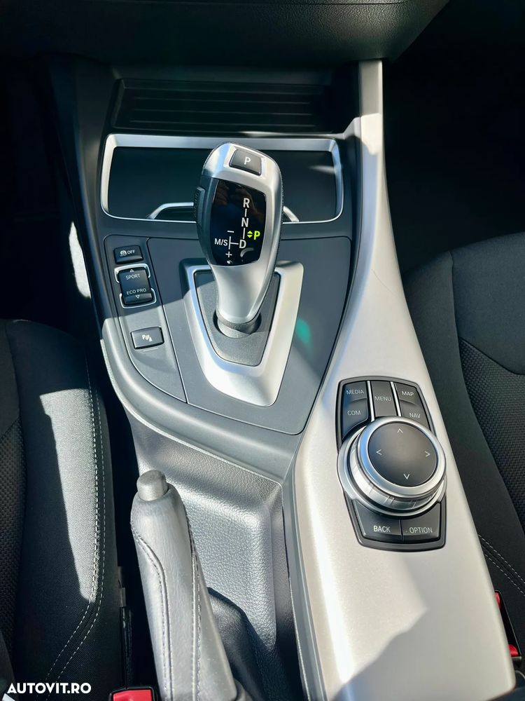 BMW Seria 1 - 12