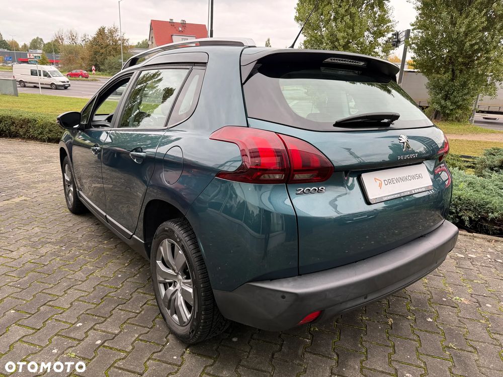 Peugeot 2008 1.2 Pure Tech GPF Active S&S - 4
