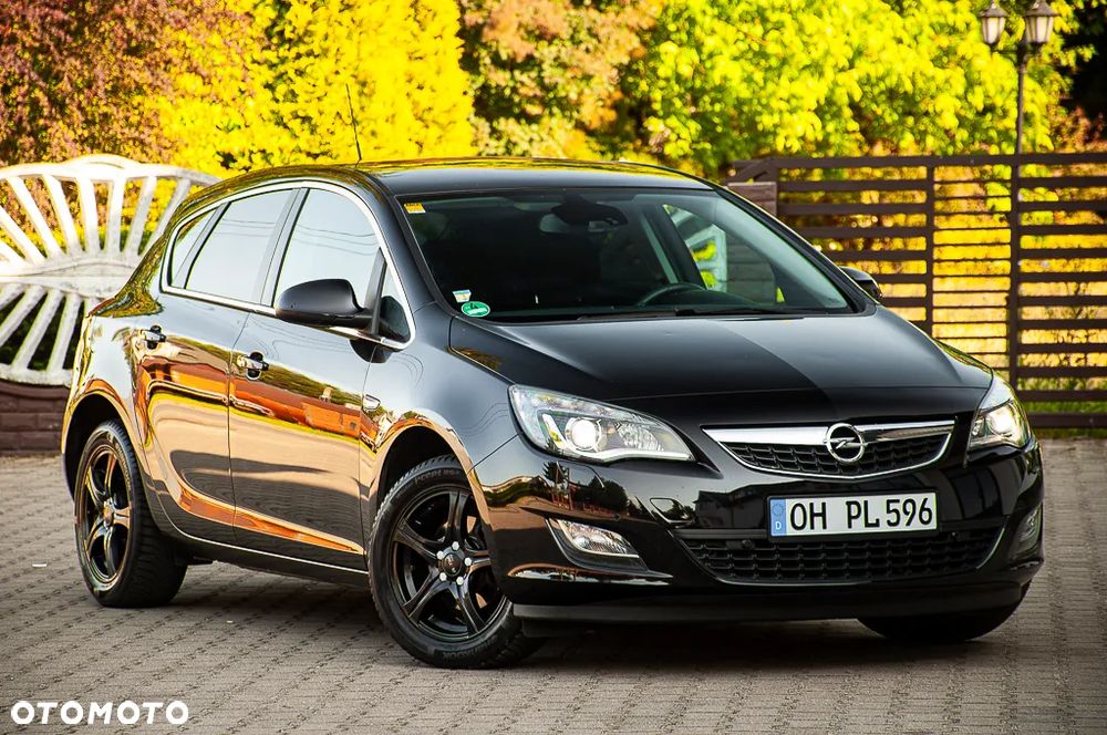 Opel Astra 1.4 Turbo Edition - 1