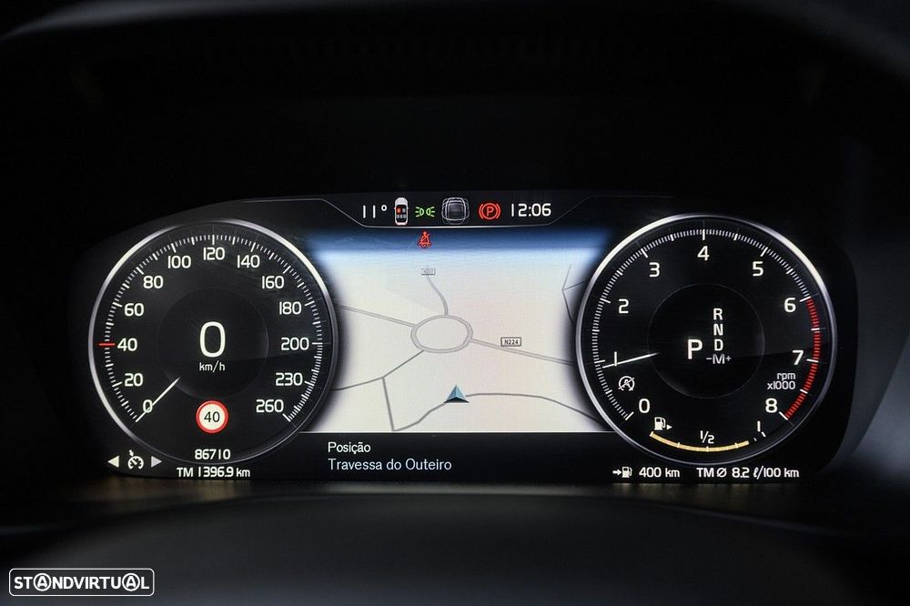 Volvo XC 40 1.5 T2 Plus Dark Auto - 35