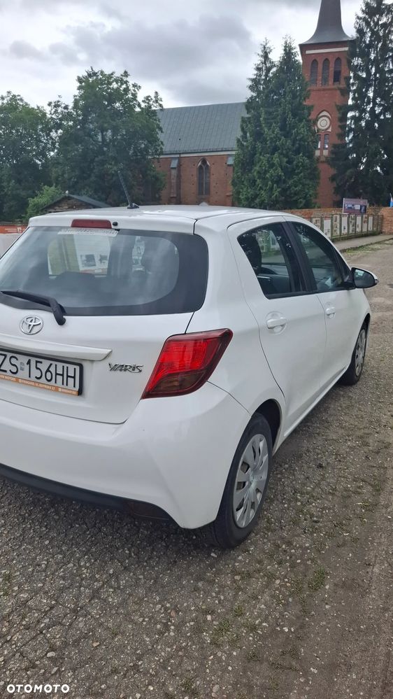 Toyota Yaris - 8