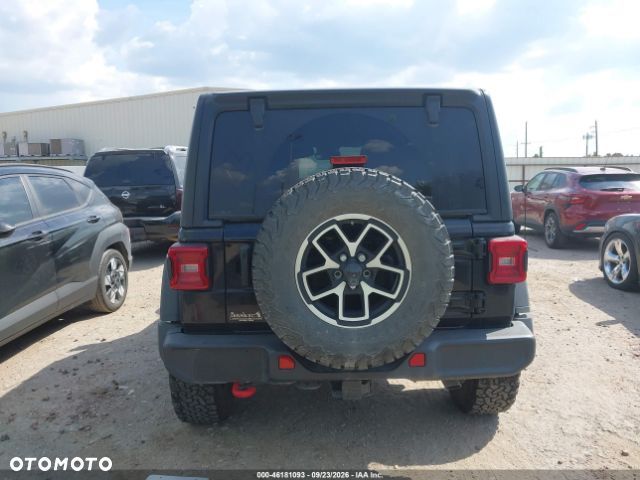 Jeep Wrangler - 12