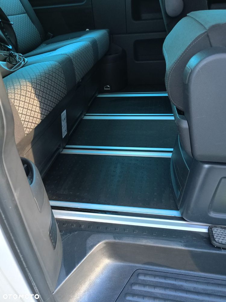 Volkswagen California - 17