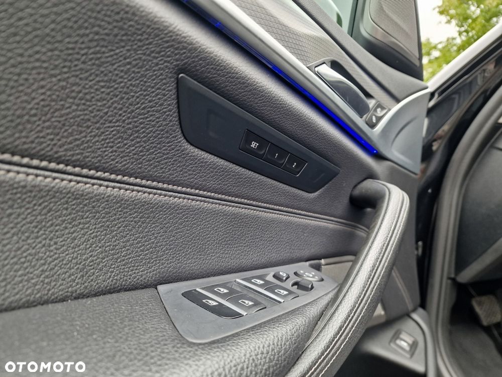 BMW Seria 5 530d Sport Line - 24