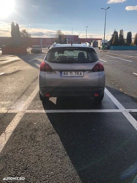 Peugeot 2008 1.2 PureTech Turbo EAT6 S&S Allure - 5