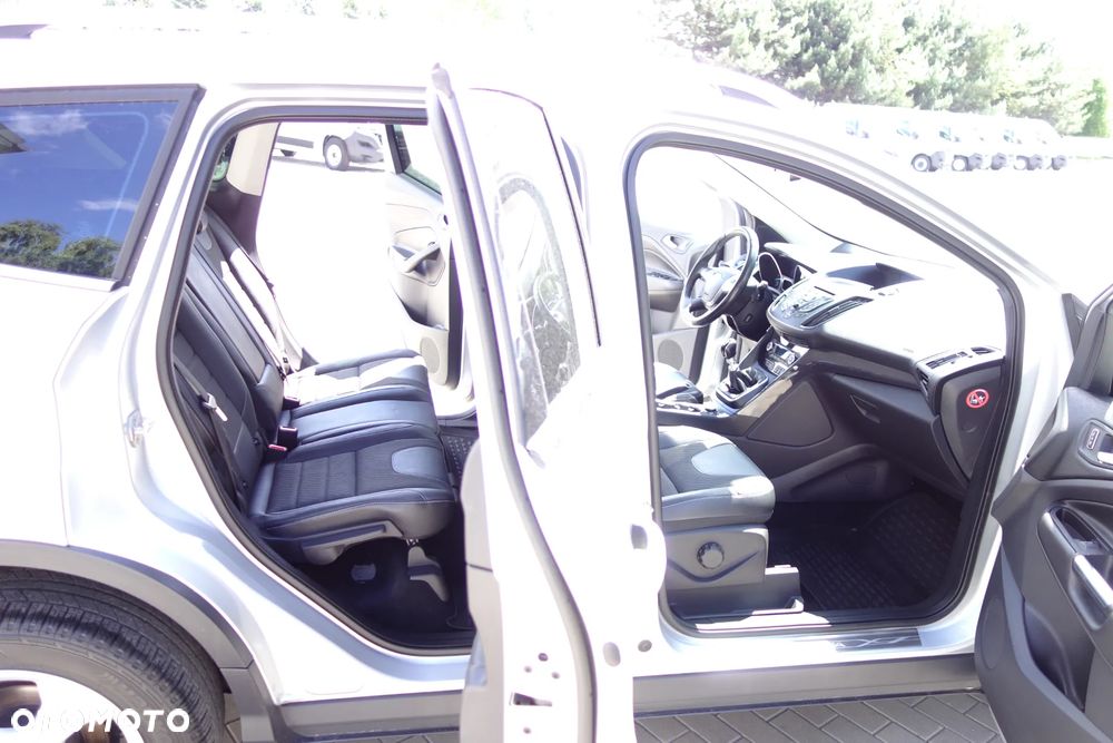 Ford Kuga 1.5 EcoBoost 2x4 Trend - 10
