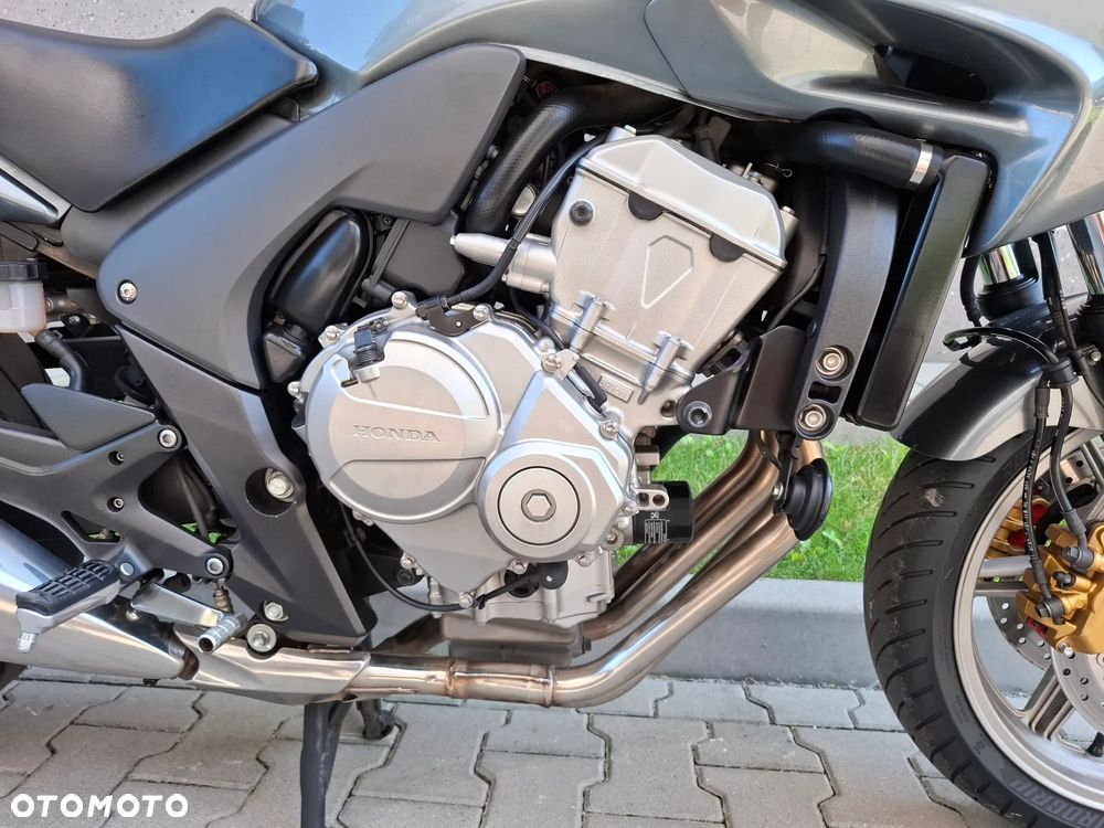 Honda CBF - 34