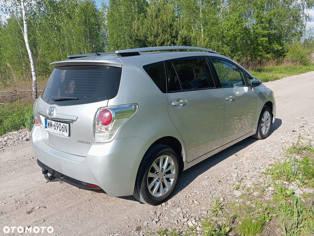 Toyota Verso 1.6 D-4D Active - 16