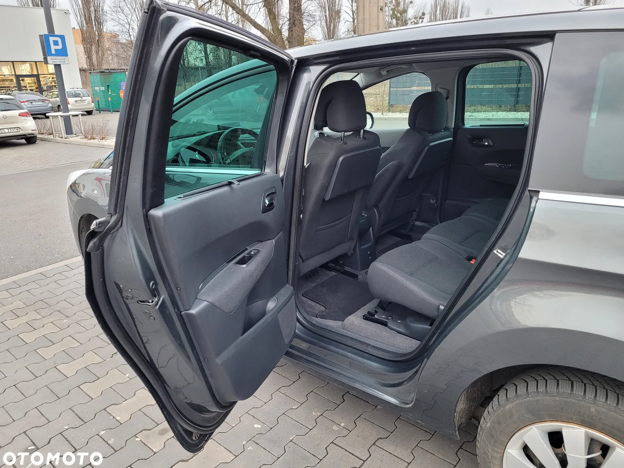 Peugeot 5008 2.0 HDi Family 7os - 28