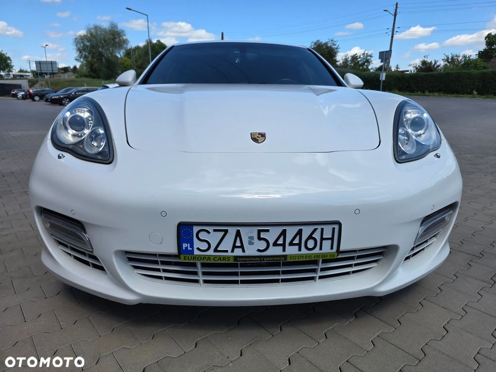 Porsche Panamera Turbo - 6