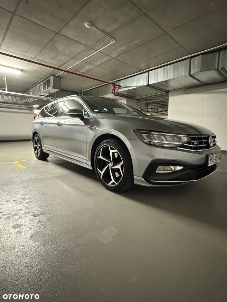 Volkswagen Passat 2.0 TSI Business DSG - 2