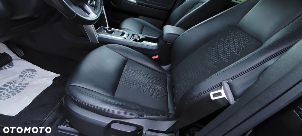 Land Rover Discovery Sport - 23