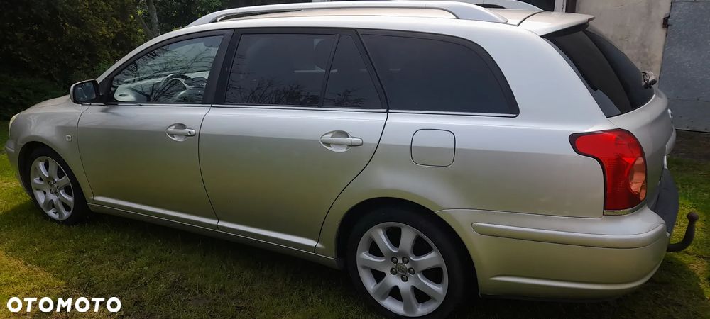 Toyota Avensis 2.4 VVT-i Sol Plus - 2